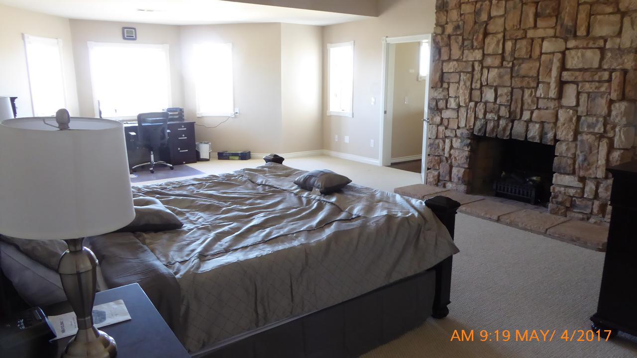 Mansion On The Hill Let 4 Rooms, 5Th Cost Extra Sage Exterior photo